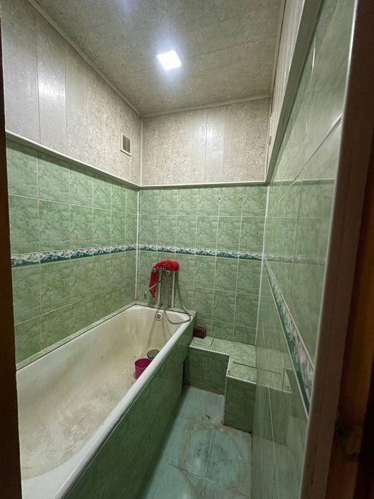 Срочно продается 2 х комнатная квартира на Вокзале