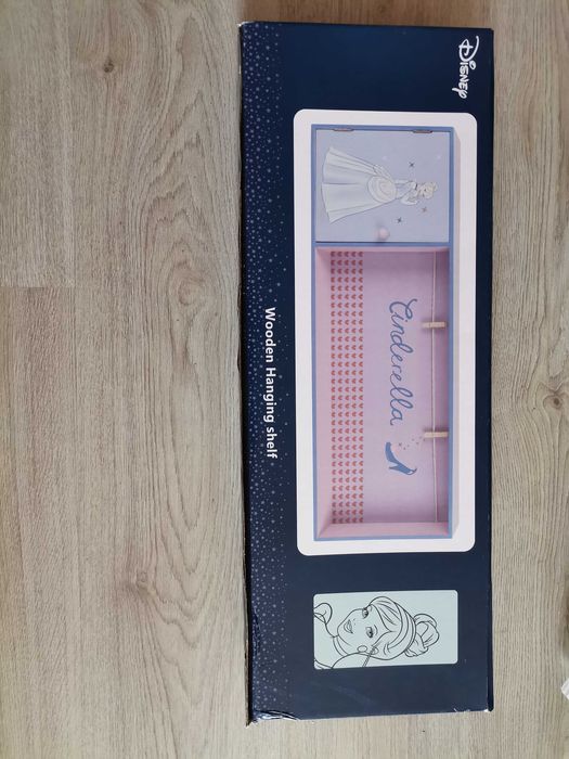 Висящ рафт за детска стая – Пепеляшка