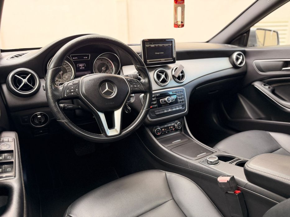 MERCEDES-BENZ CLA 2013 — imagine 4