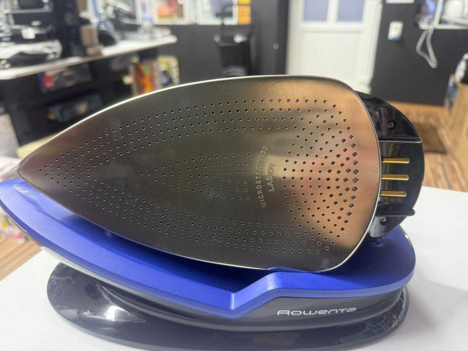 Fier de calcat fara fir Rowenta Freemove 2400W