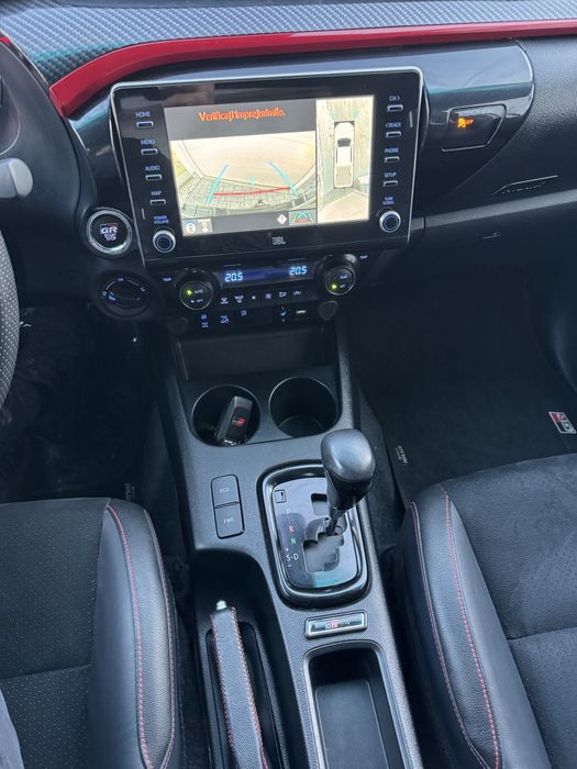 Toyota hilux GR SPORT 2.8 204 cp 2024