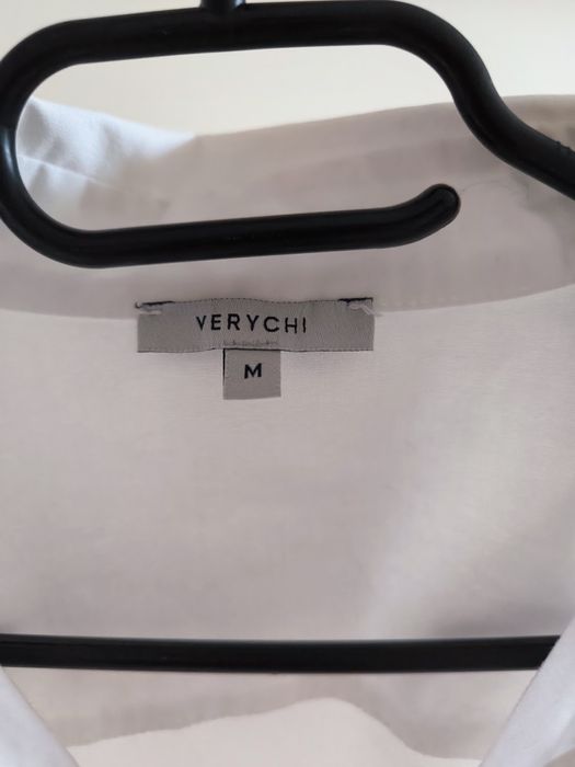 Бяла свободна риза Verychi