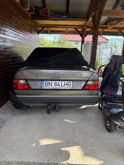 Mercedes benz w124