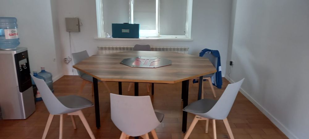 Подстолья металлические