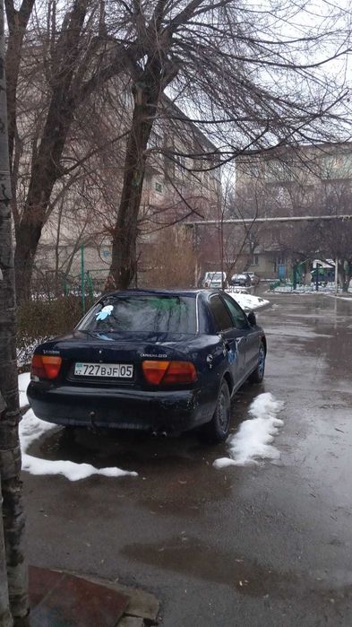 Митсубиси Каризма