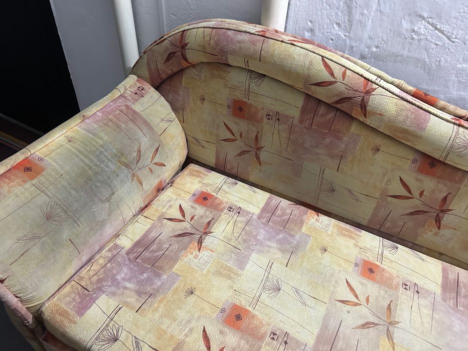 Диван- тахта б/у