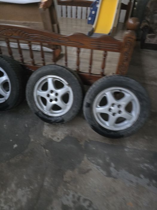 Продаются диски с шинами