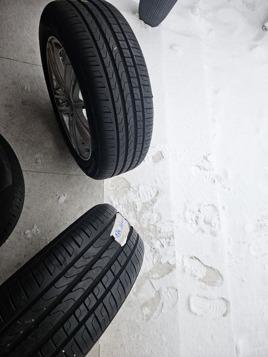 Ocazie! Set 4 anvelope VARĂ  Pirelli Cinturato P7 215/55 R17 94W –