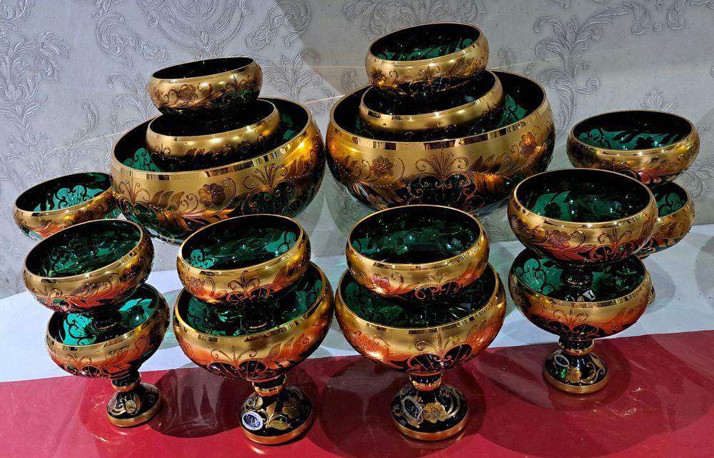 Чехословакия оргинал богема вазы 18 штук новый