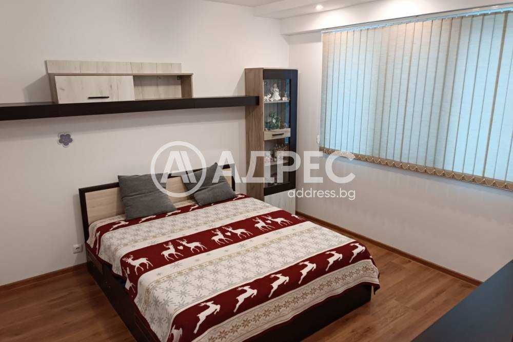 Тристаен апартамент в отлично състояние