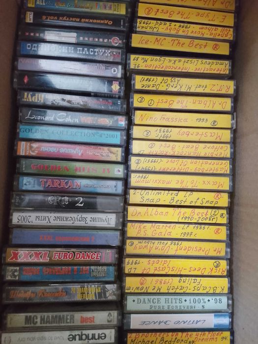 компакт кассеты разные