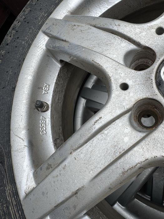 Jante R16 + cauciucuri MS Toyota!