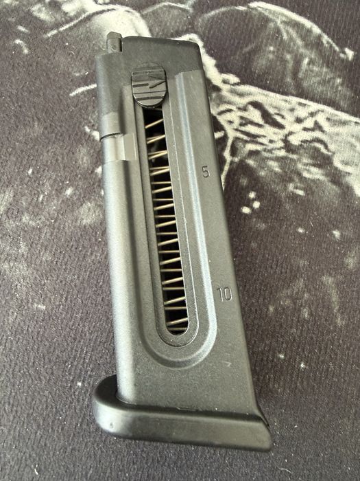 Пълнител за GLOCK 44