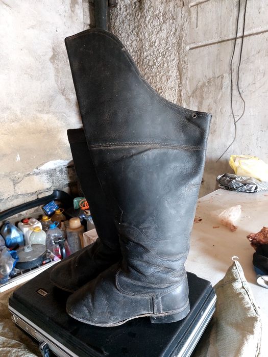 Саптама етігі сатылады