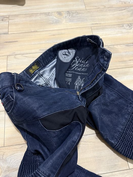 Vand echipament moto geaca DAINESE Outlaw Tex noua marimea 52 si pantaloni Spidi