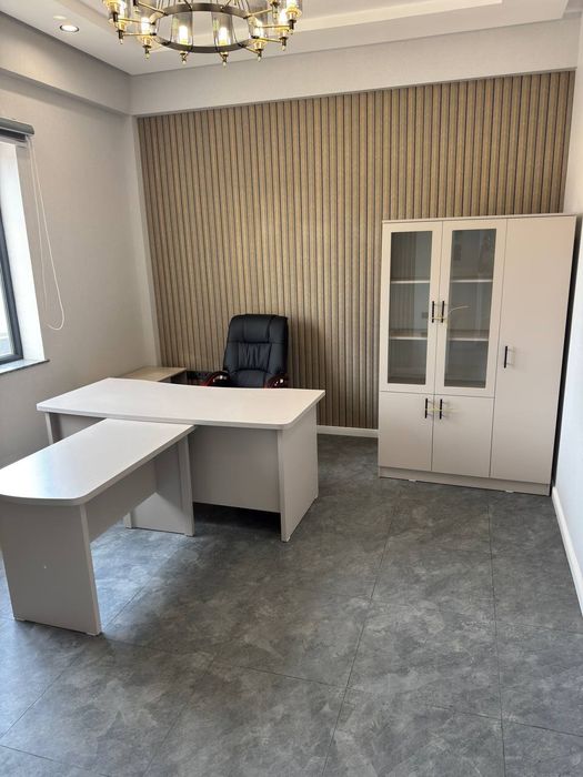 Ofis mebellari siz hohlgan rangda