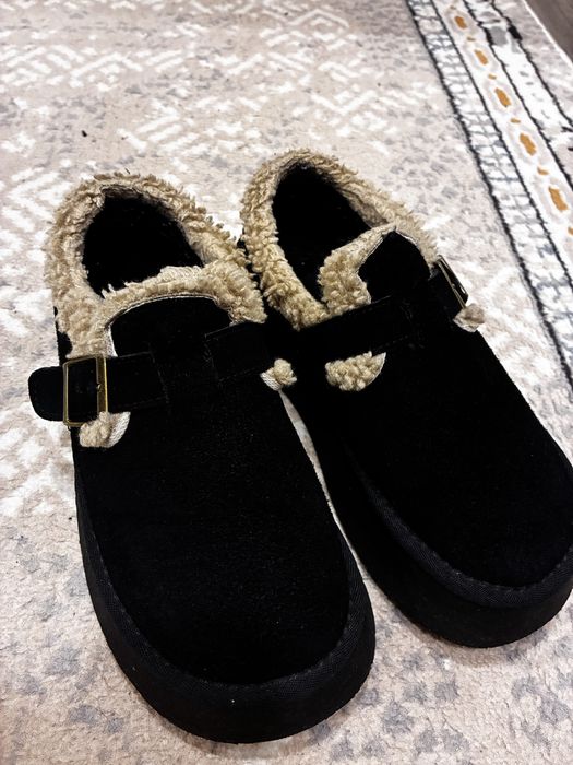 Продаю зимние угги