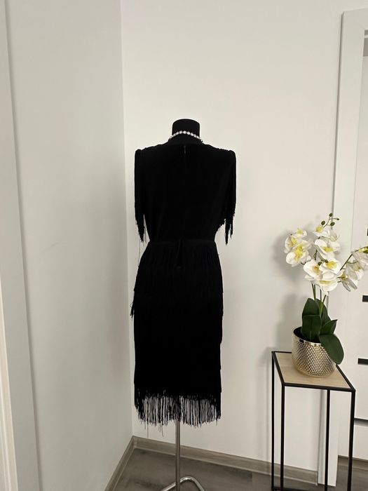 Rochie eleganta franjuri