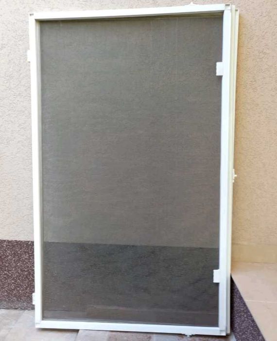 Plase țânțari pentru usi/ferestre termopan