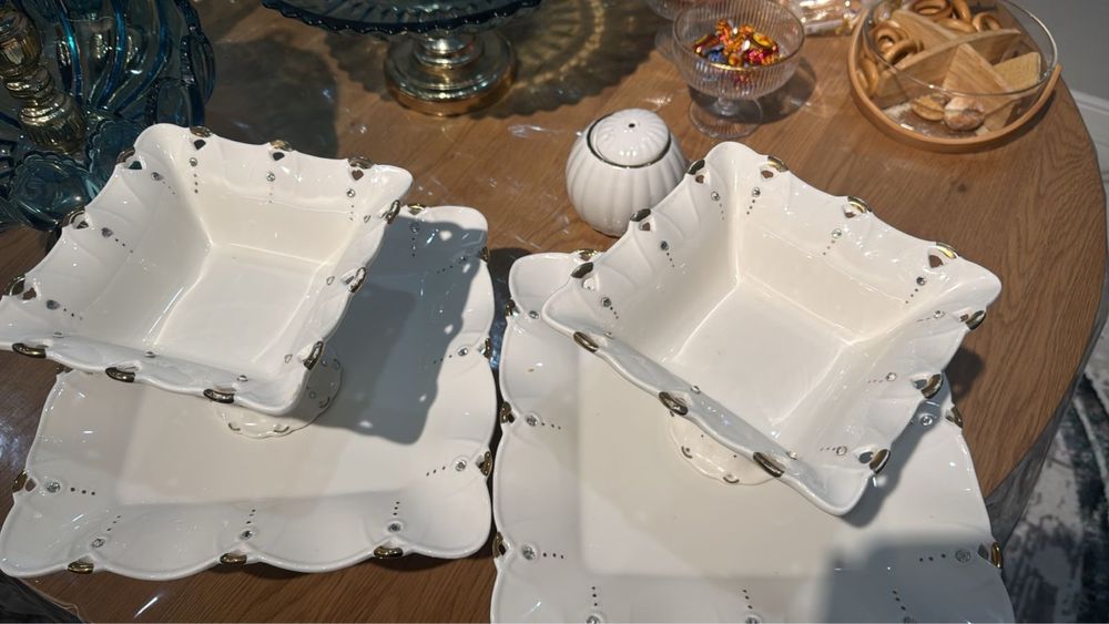 Продам набор посуды сервиз