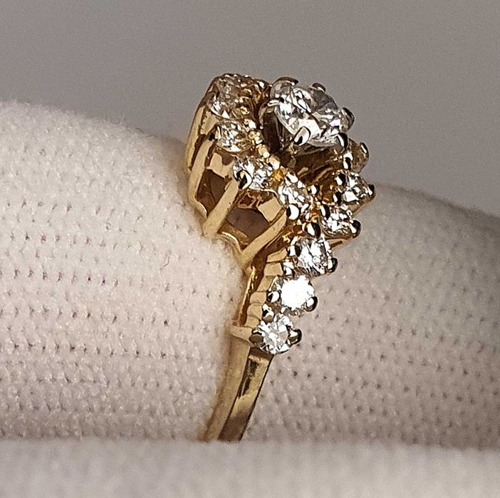 frumos inel aur 14k cu diamante naturale