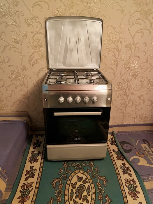 Продам Газ плиту с доставкой