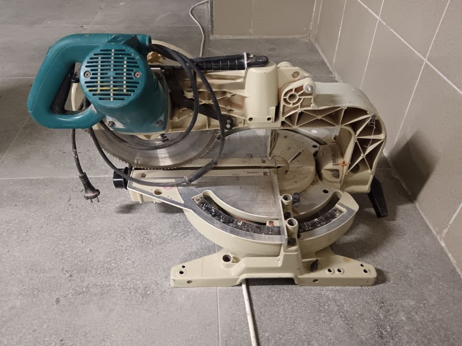 Тарцовка углероз Макита