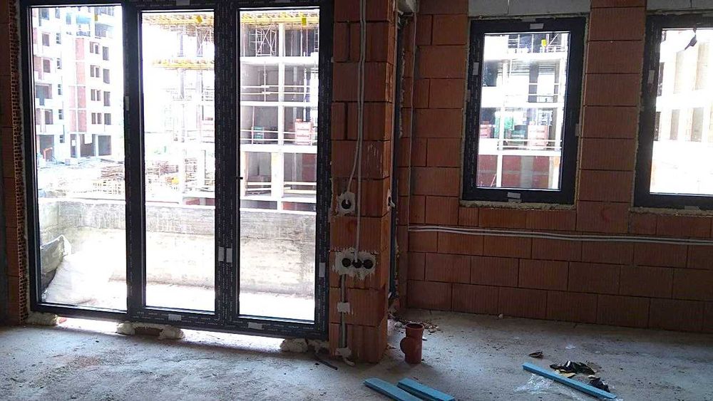 Продава се Тристаен апартамент в Пловдив, Западен - 129 кв.м за 1225 €/кв.м - Снимка #2