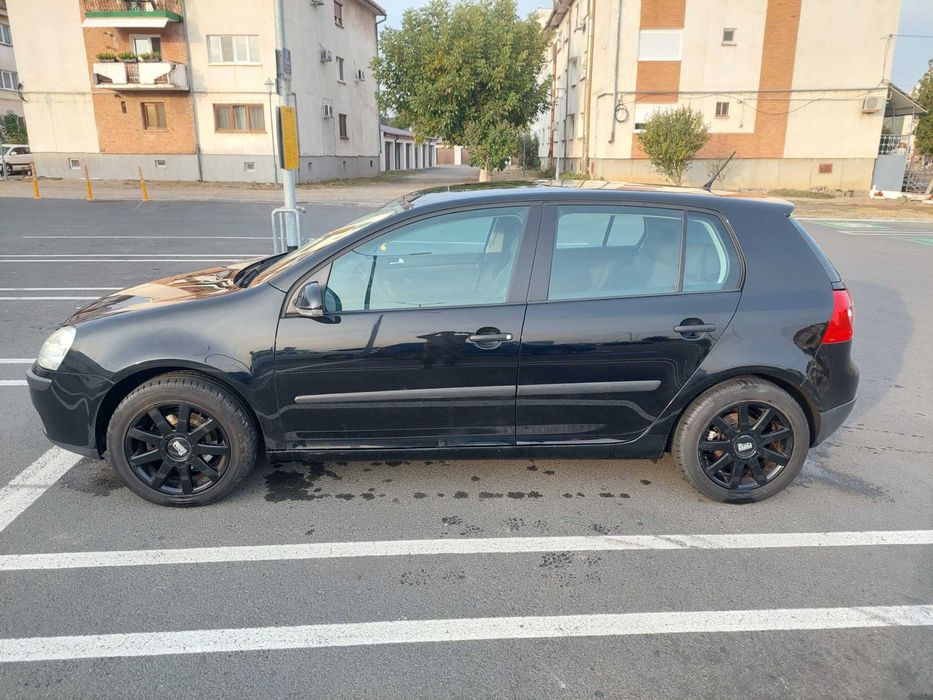 Golf 5 cu trapa din fabricatie