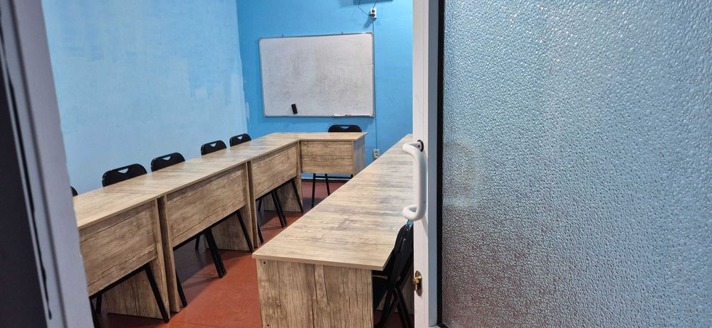 Tayyor o'quv markazi sotiladi