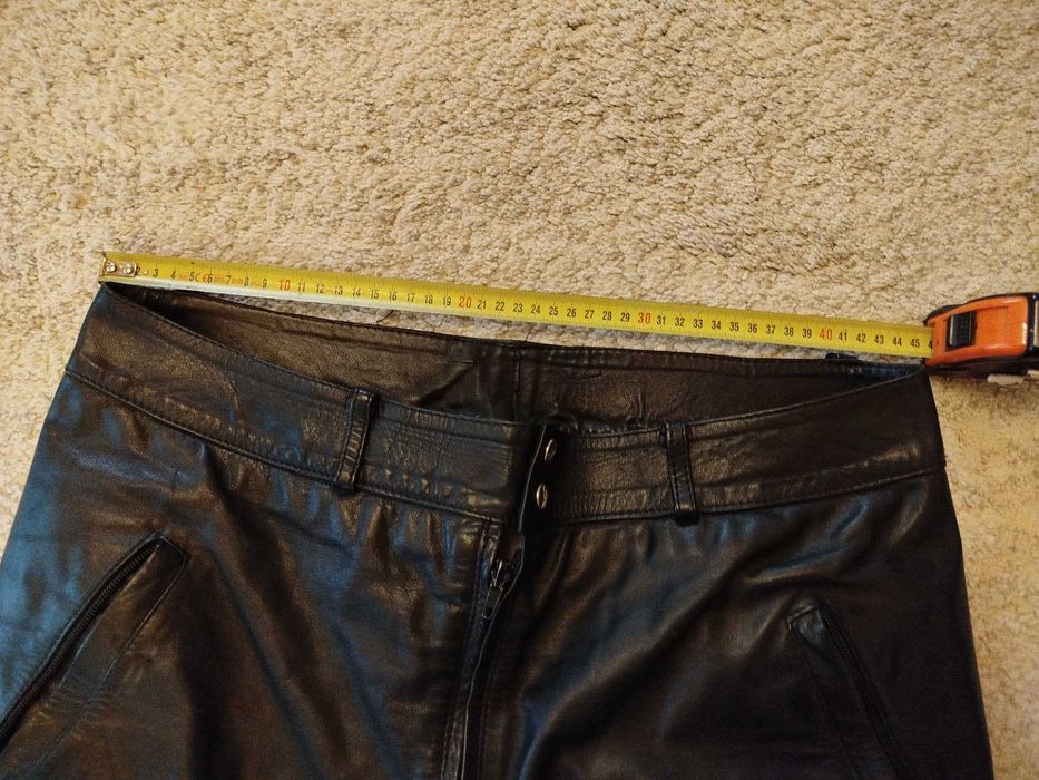 Pantaloni moto de piele