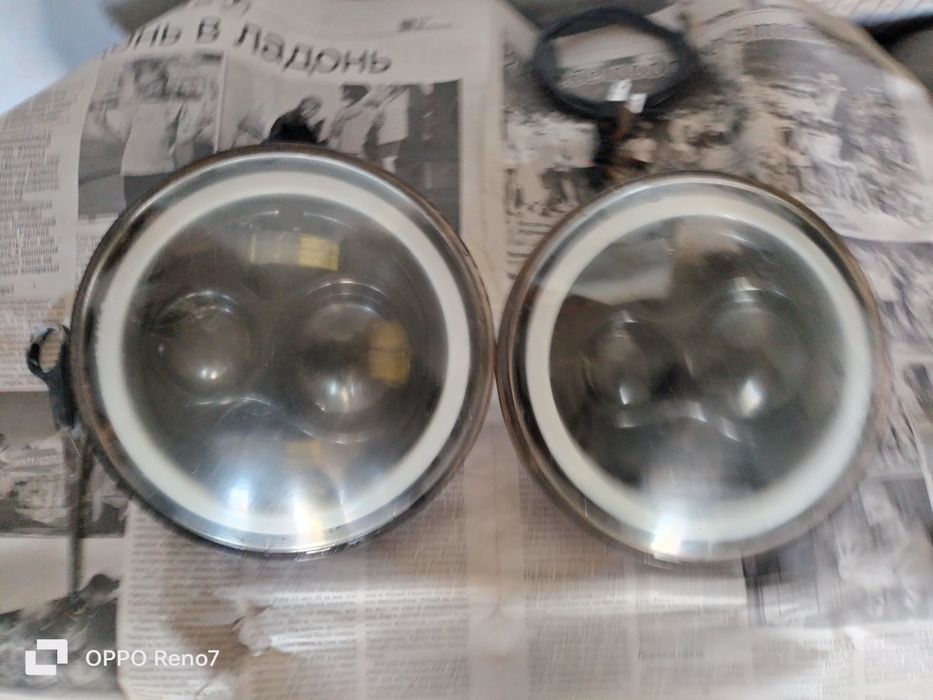 Продам фары на ниву