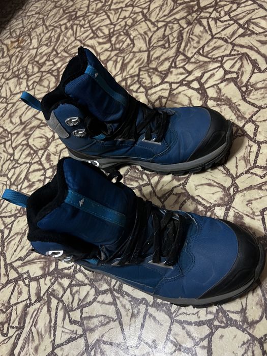 Високи трекинг обувки сини