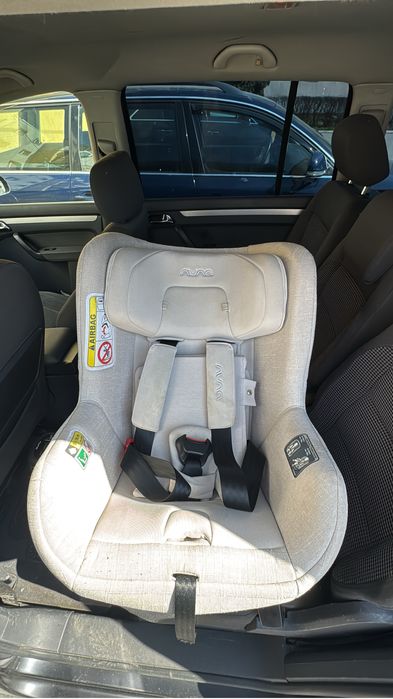 Scaun auto nuna cu suport isofix