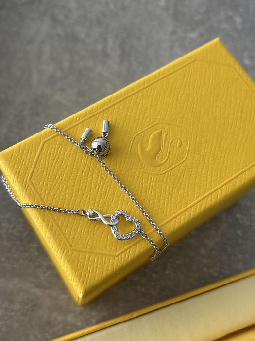 Bratara swarovski (noua)