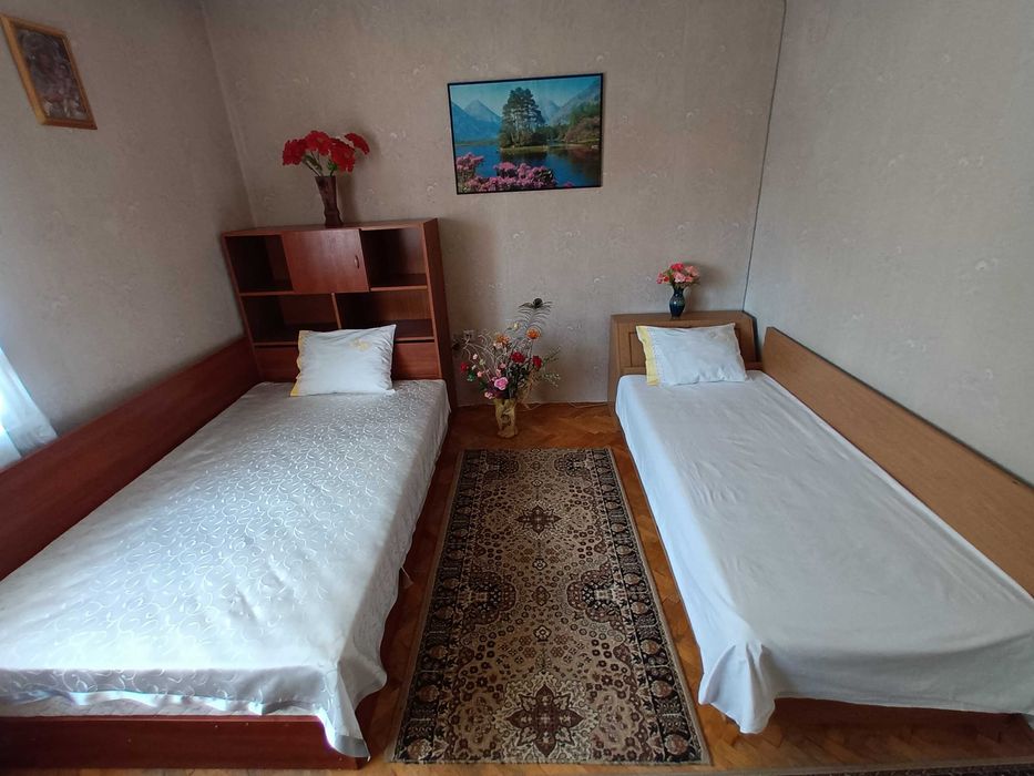 Продава се Четиристаен апартамент в Плевен, Идеален център - 95 кв.м за 1422 €/кв.м - Снимка #8