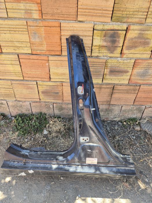 Дясна средна колона Mazda 6 GJ