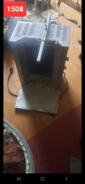 Лаваш апарад сотилади