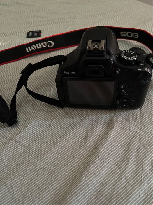 Продам фотоаппарат Canon EOS 600D Kit 18-55 II