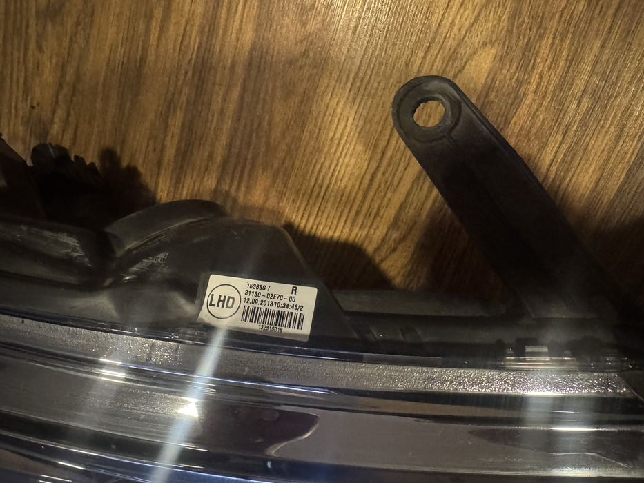 Фара правая Toyota Corolla 180 оригинал