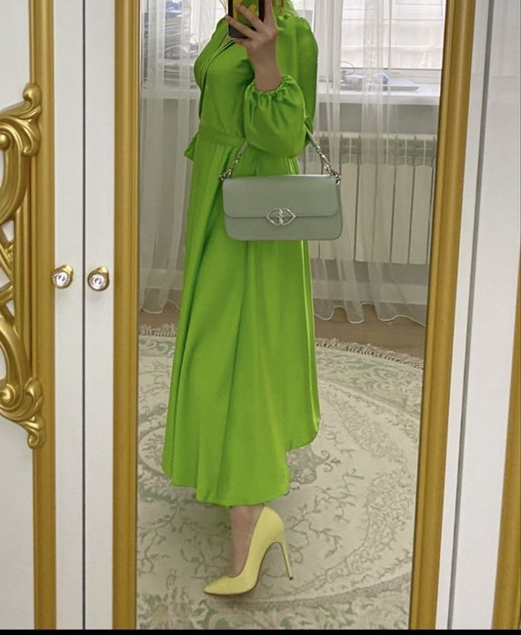 Итальянское платье  (атлас)