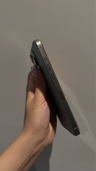 Продам свой Iphone 15 Pro Max 256gb Natural в идеальном состаяние