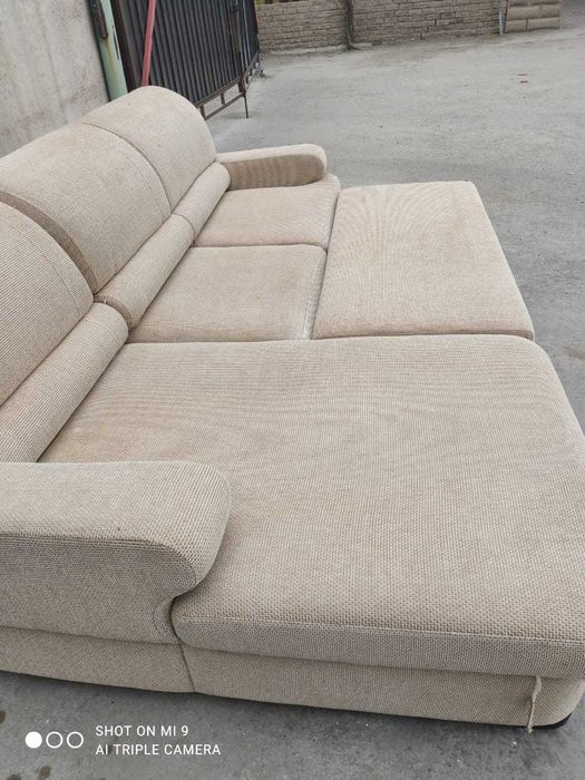 Продам Диван б/у