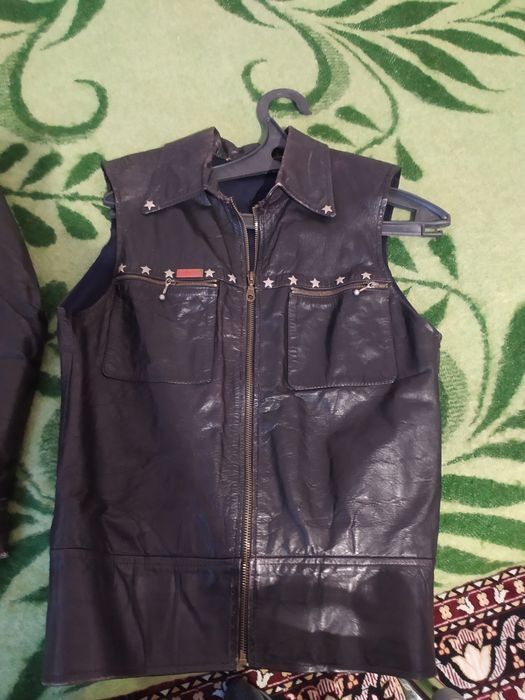 Винтаж.кожа.для девушки и жилет