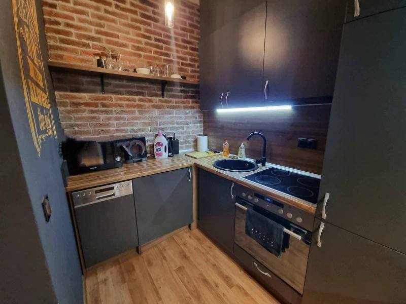 Дава се под наем Двустаен апартамент в София, Студентски град - 48 кв.м за 500 € - Снимка #1