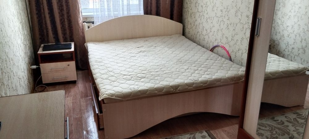 Кровать двуспальная