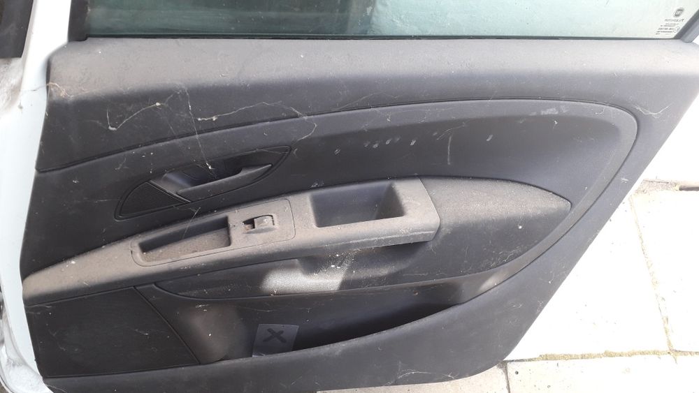 Врати за Фиат Пунто