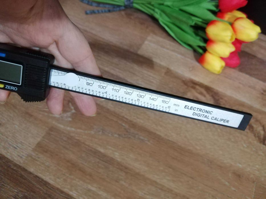 subler electronic profesional are baterie inclusa