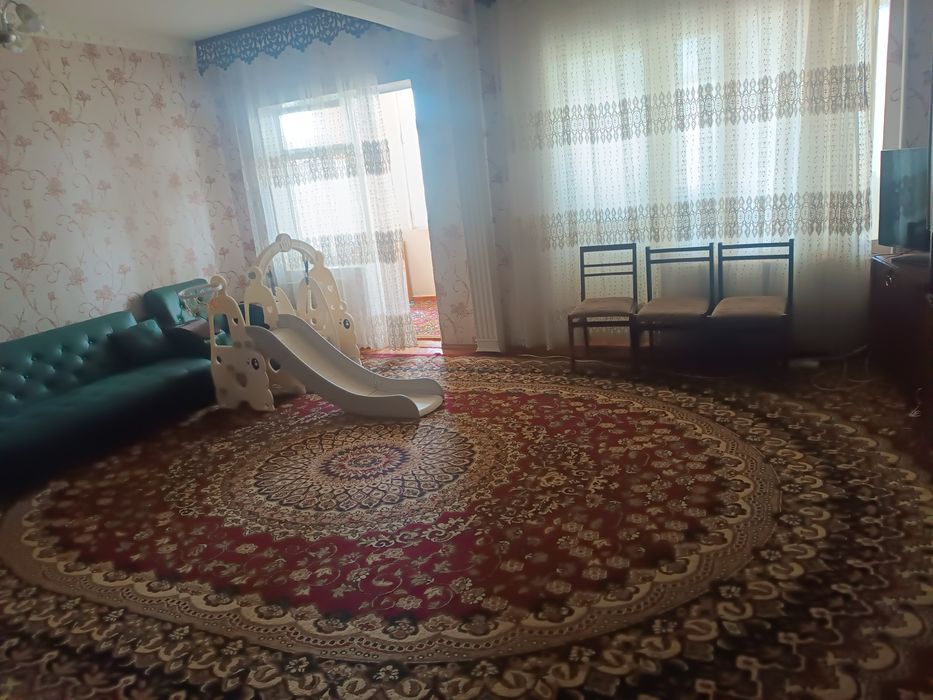 Yaxshnanot tumanida 5 xonali kv sotiladi