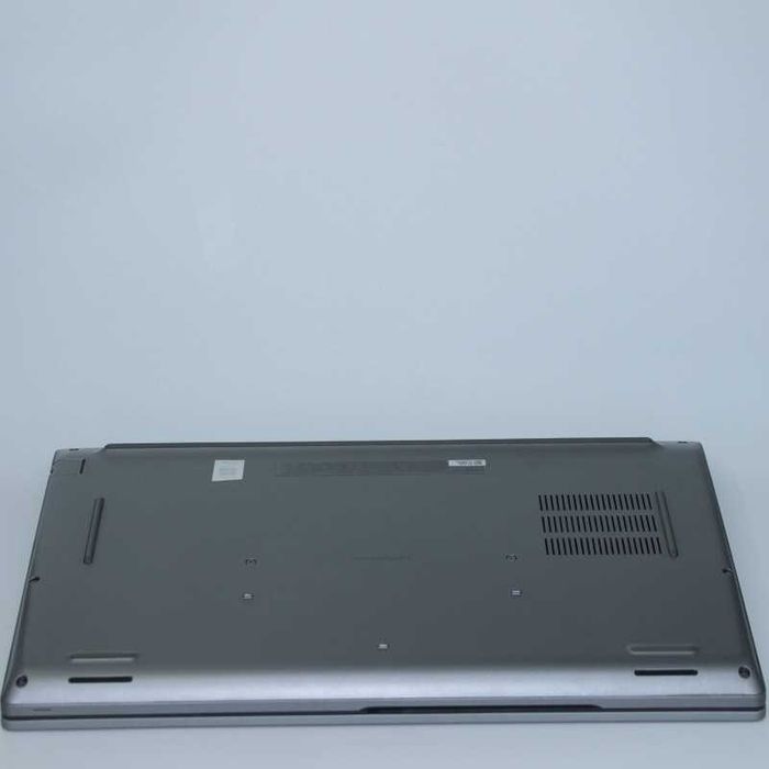 Laptop REFURBISHED Dell Latitude 5521 15.6" FHD, i7-11850H 4.80GHz, 16GB DDR4, 512GB SSD, GeForce MX450 | ComputerSystems.ro